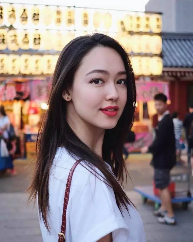 chanel超模健身,chanel八十年代模特