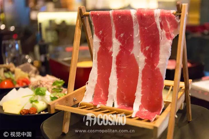 OMG|小鹿你麻辣锅吃够了没?不过这些火锅才和夏日配一脸