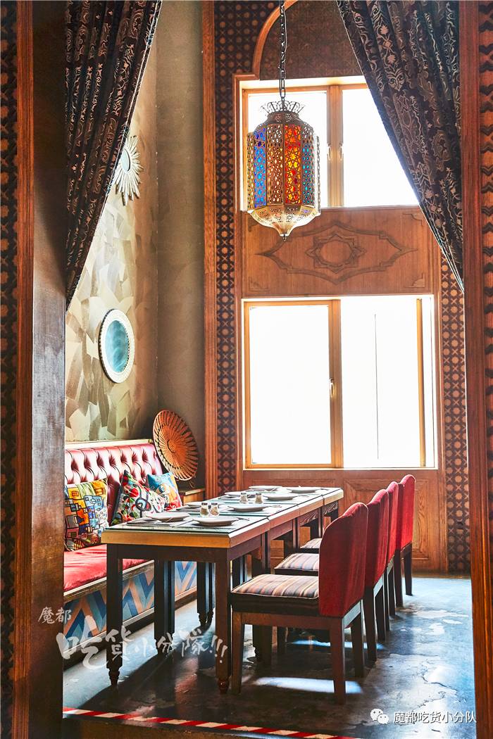 号称大使馆后厨，这块船型披萨在人广藏了7年