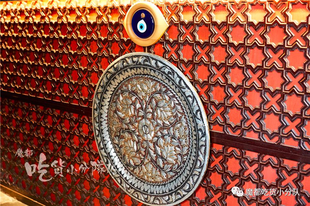 号称大使馆后厨，这块船型披萨在人广藏了7年