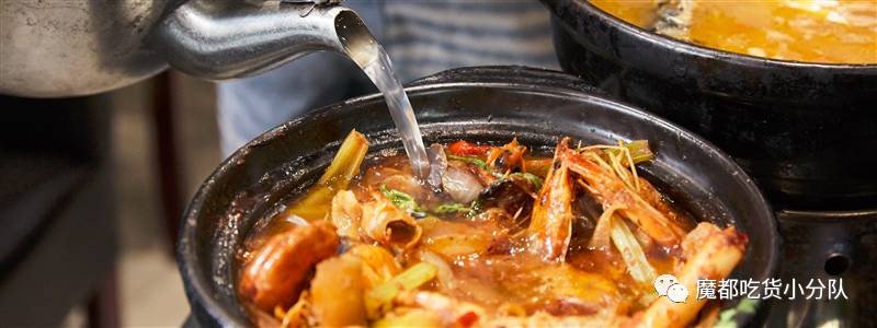 号称大使馆后厨，这块船型披萨在人广藏了7年