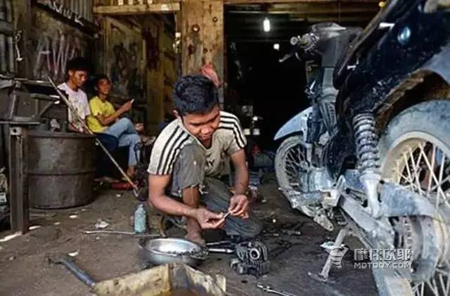 实用摩托车维修教程全套,修理摩托车诀窍大全