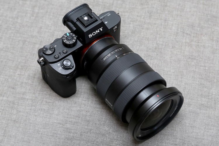 索尼fe35f2.0定焦镜头评测,索尼16-35全画幅广角