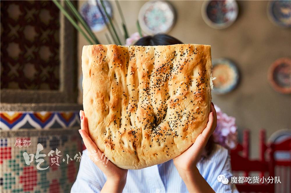 号称大使馆后厨，这块船型披萨在人广藏了7年