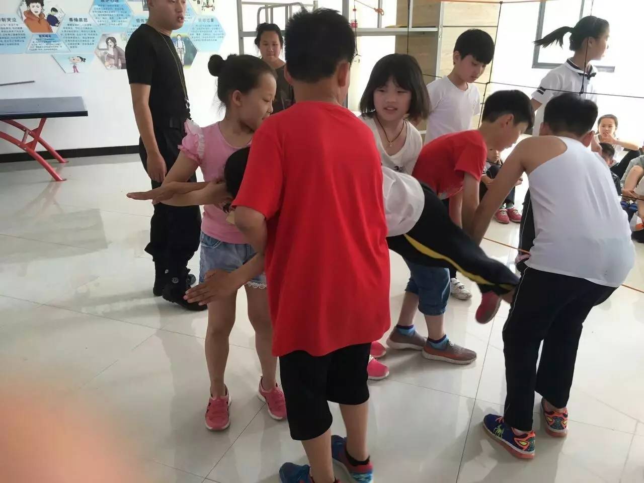 快乐童年放飞梦想诗歌,快乐校园梦想起航