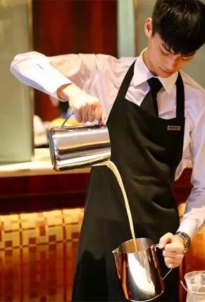 遭“我们是谁”漫画爆袭后,论如何用美食来治愈小确丧?