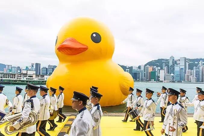 曾打造112.8万港元/㎡“亚洲之冠”的豪宅教父九龙仓,这次再造“国际精英艺术公馆”会不会把很多标杆项目甩到身后?