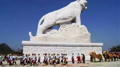 东风韵和可邑小镇哪个好玩,可邑民族文化生态旅游村