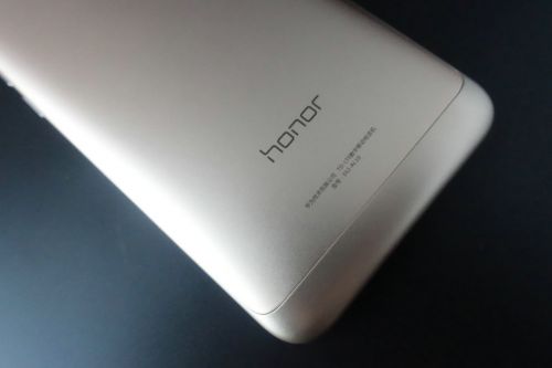 久用流畅不卡顿,久用不卡顿的手机