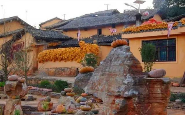 东风韵和可邑小镇哪个好玩,可邑民族文化生态旅游村