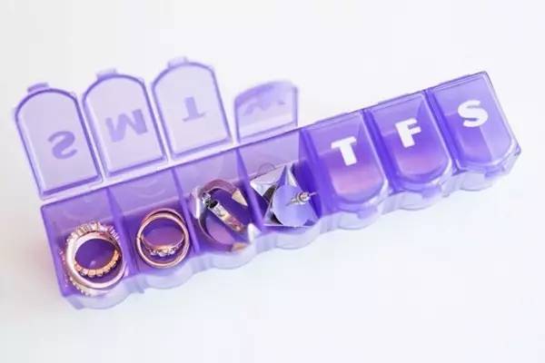 旅行收拾行李箱技巧,旅游旅行箱怎么整理