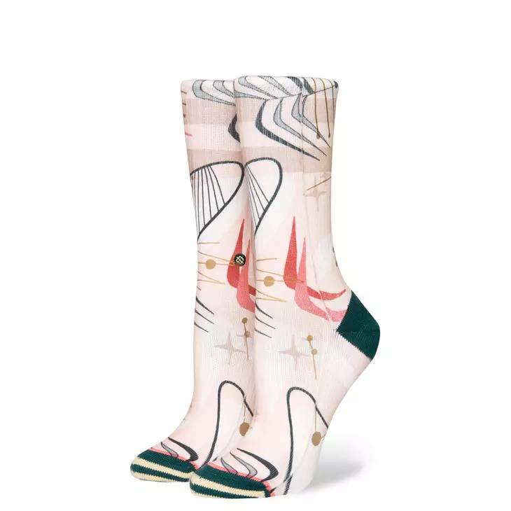 最近超火的网红袜子男,今年超流行的袜子男