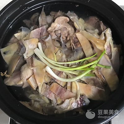 墨鱼老鸭汤#金龙鱼外婆乡小榨菜籽油最强家乡菜#