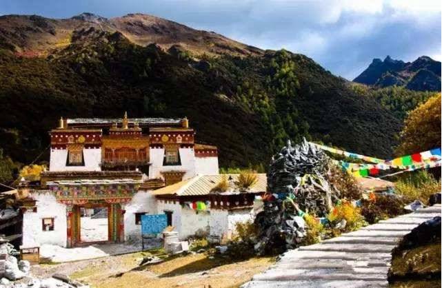 成都到稻城亚丁包车,成都出发去稻城亚丁包车自由行