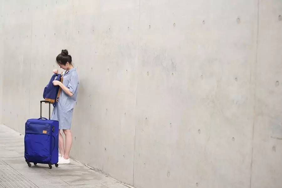 旅行收拾行李箱技巧,旅游旅行箱怎么整理