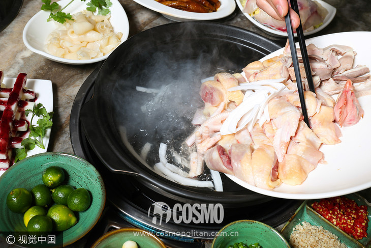 OMG|小鹿你麻辣锅吃够了没?不过这些火锅才和夏日配一脸