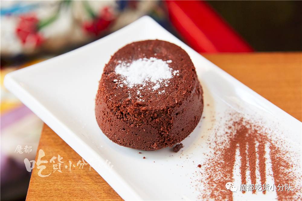 号称大使馆后厨，这块船型披萨在人广藏了7年