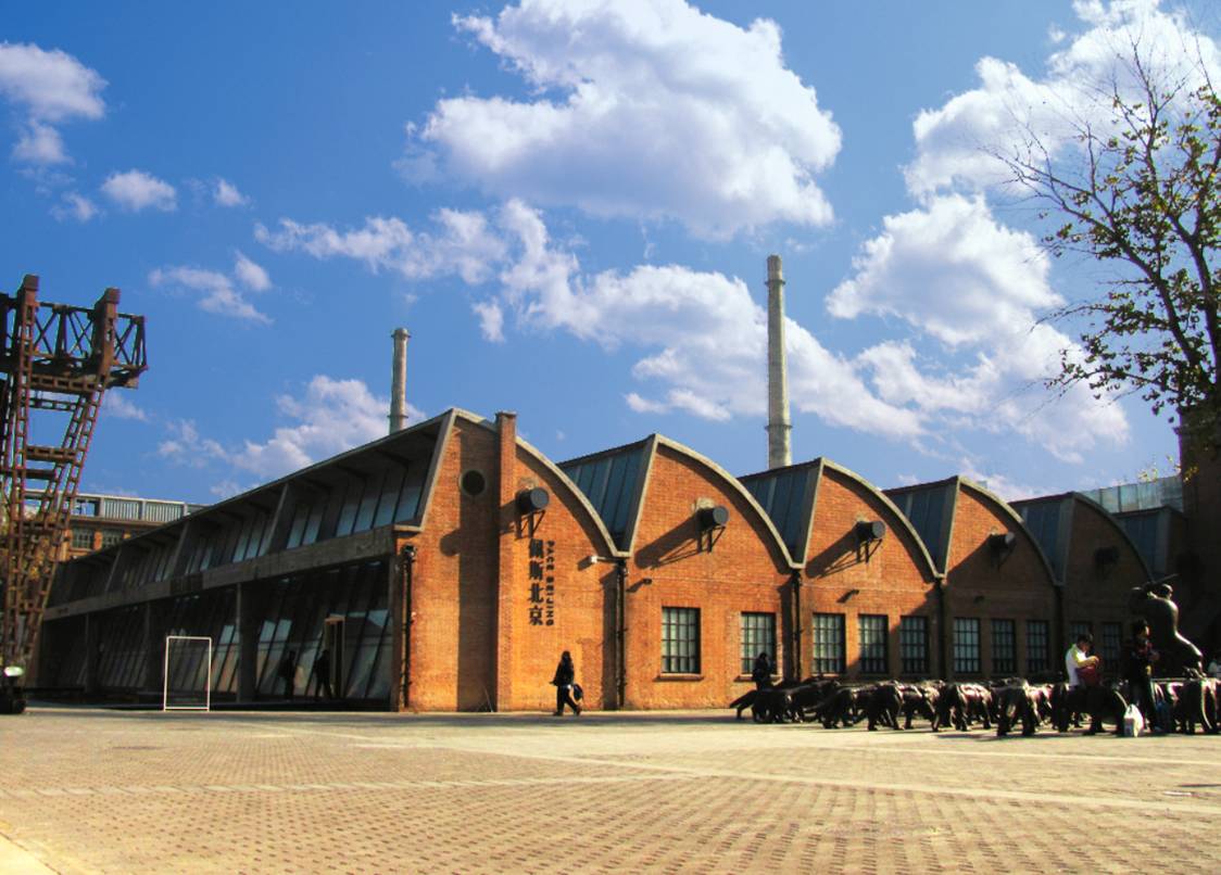 曾打造112.8万港元/㎡“亚洲之冠”的豪宅教父九龙仓,这次再造“国际精英艺术公馆”会不会把很多标杆项目甩到身后?