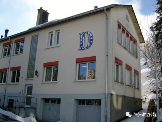 自带珠宝光泽还能百年不掉色的大明火珐琅，鬼知道它都经历了什么！｜小讲堂