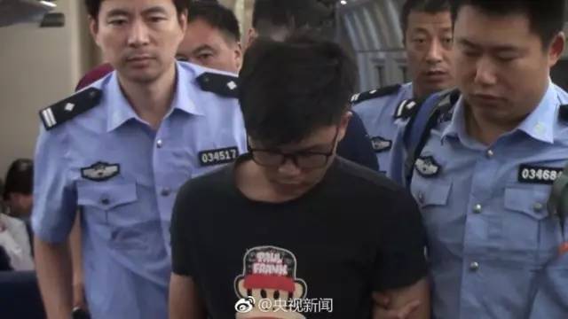 心塞|23吨化妆品假货被查、130万人中招!你网购的韩妆可能都来自这里……