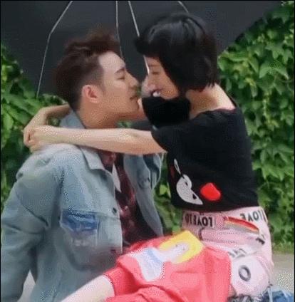 吴昕为潘玮柏剪的狗啃头,吴昕与潘玮柏如今的差距