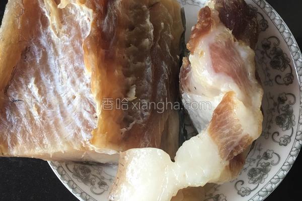 腊肉烧笋干皮,腊肉烧豇豆干