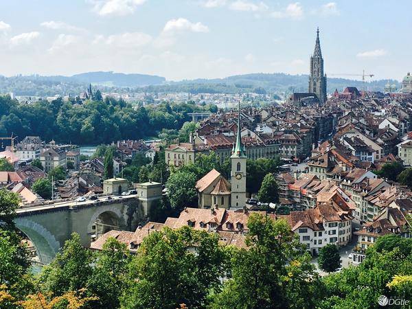 瑞士风光自驾游实景,在瑞士陪你看最美的湖光山色