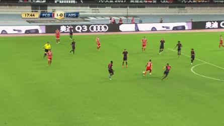 莱万德甲绝杀集锦,莱万绝杀勒沃库森