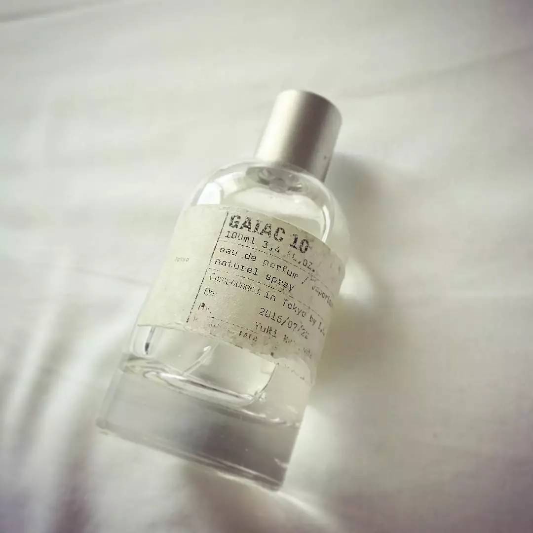 「这个香水有麝香用了会流产的!」|拜托,别再闹这种国际笑话了好吗?