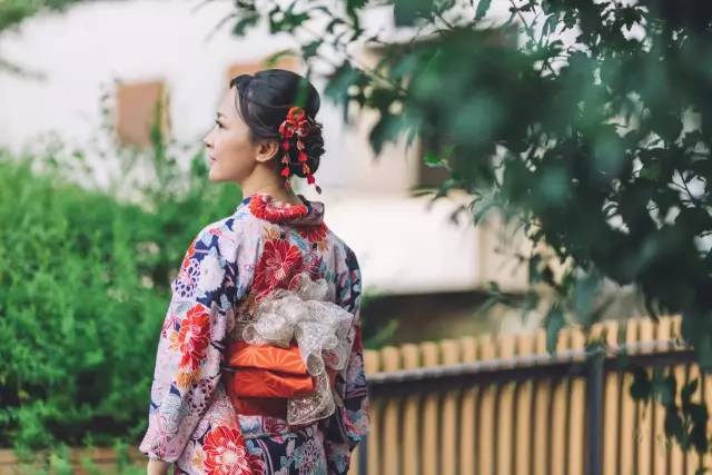 旅拍最佳搭档！精嘉VEO264CTB碳纤维折叠脚架日本京都之行