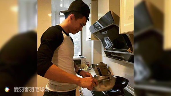 杨晨大神高光时刻,杨晨大神打球有多厉害