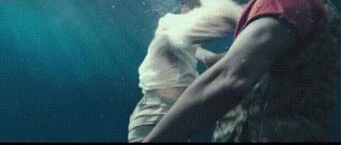 放开我，我不是水军！我为战狼扛过枪！我为票房出过力！——“自来水”养成记