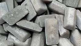 是生铁锅好还是熟铁锅好用,生铁锅和熟铁锅的辨别方法