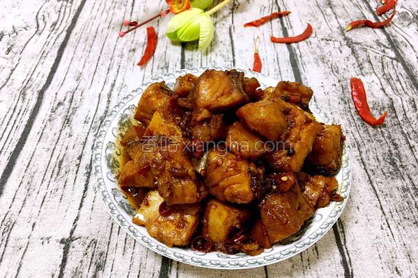 腊肉烧笋干皮,腊肉烧豇豆干