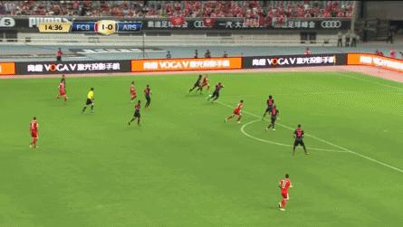 莱万德甲绝杀集锦,莱万绝杀勒沃库森