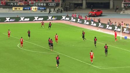 莱万德甲绝杀集锦,莱万绝杀勒沃库森