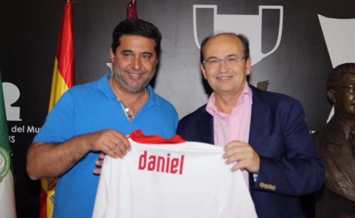 国足新消息桑保利,桑保利和中国足协