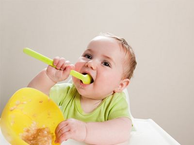 小孩吃饭烫到舌头和食道怎么办,舌头吃饭被烫坏怎么办