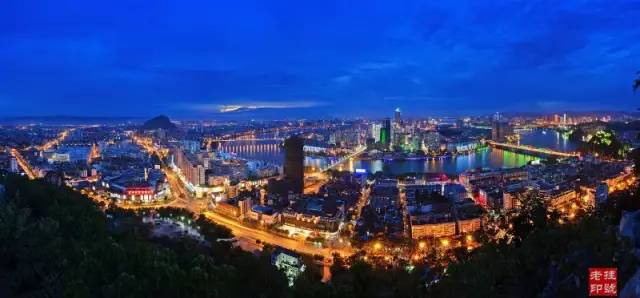 刷爆了朋友圈,朋友圈已经被刷屏了