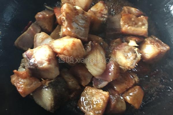 腊肉烧笋干皮,腊肉烧豇豆干