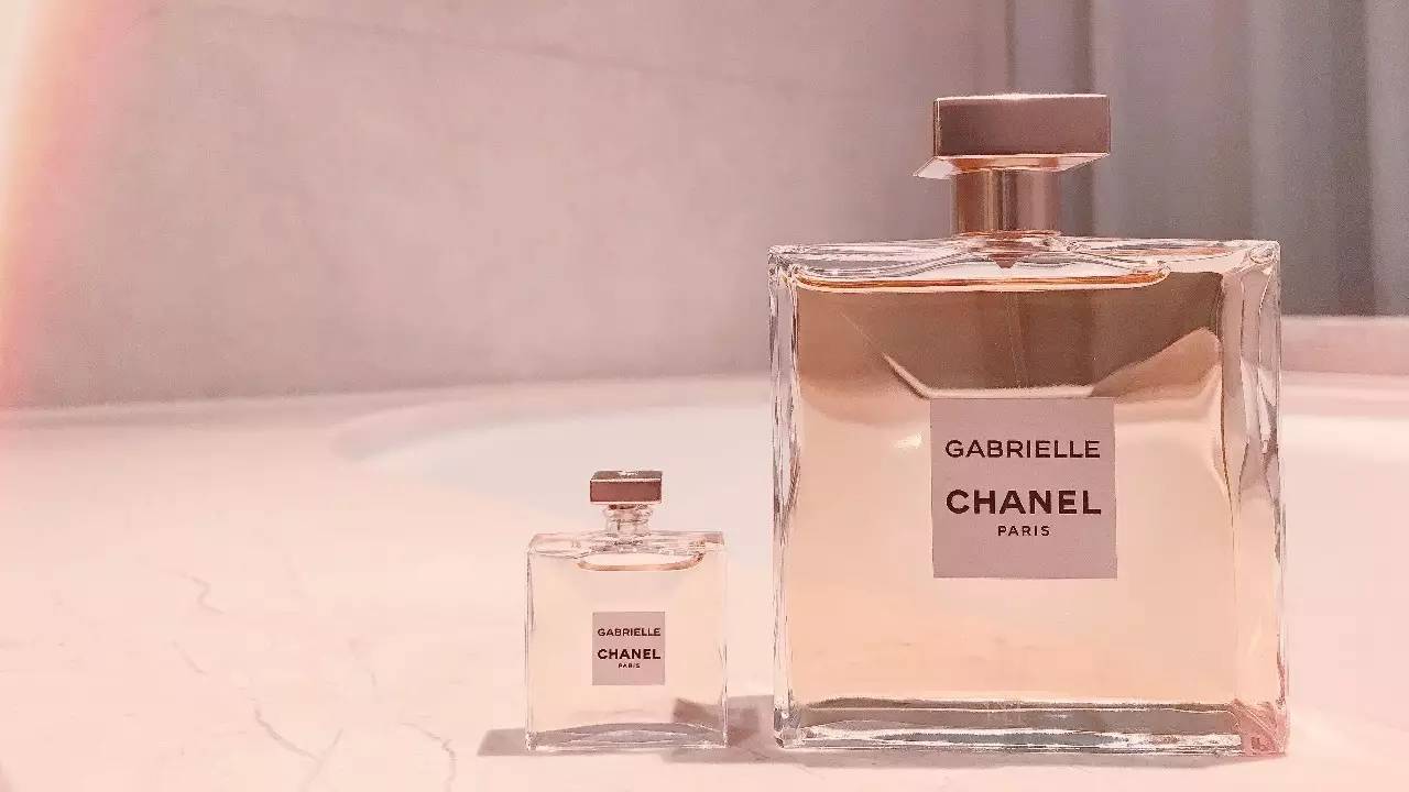 「这个香水有麝香用了会流产的!」|拜托,别再闹这种国际笑话了好吗?