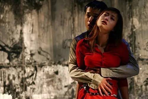 话剧演员比明星演员厉害,话剧演员比影视演员厉害