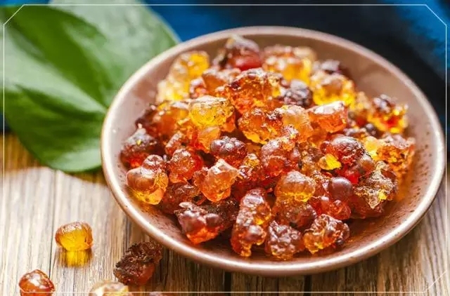 桃胶软软糯糯的很治愈,桃胶即食推荐