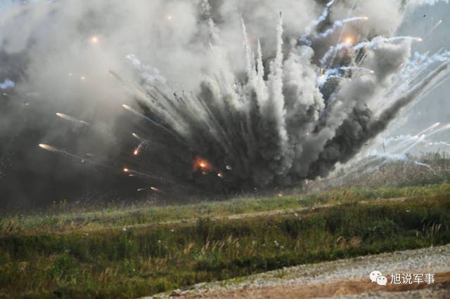 罗旭带你走进俄罗斯最酷炫军品展销会