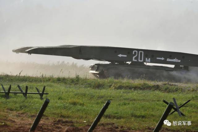 罗旭带你走进俄罗斯最酷炫军品展销会