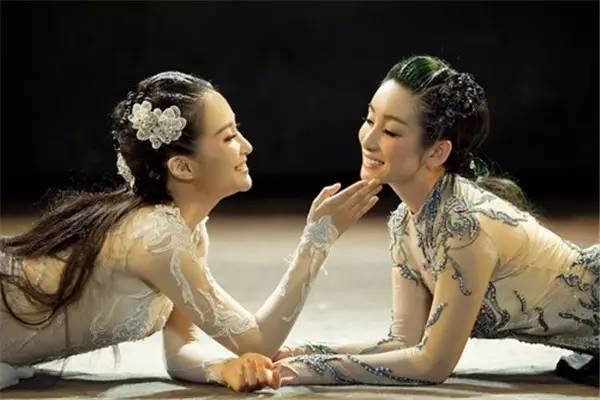 话剧演员比明星演员厉害,话剧演员比影视演员厉害