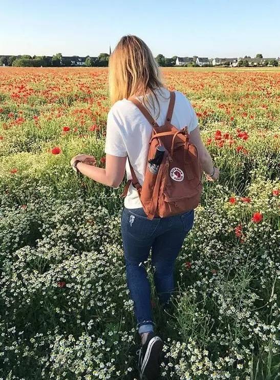 有没有好看的双肩包推荐啊,又好看又舒服的双肩包