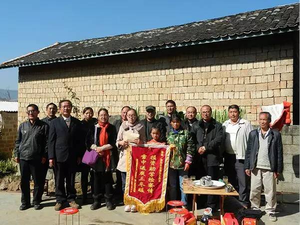 「云检动态」隆阳：*党**建“五线谱”奏响和谐新乐章