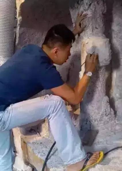 世界上最大的土豪鱼缸,寿山石东海龙宫鱼缸