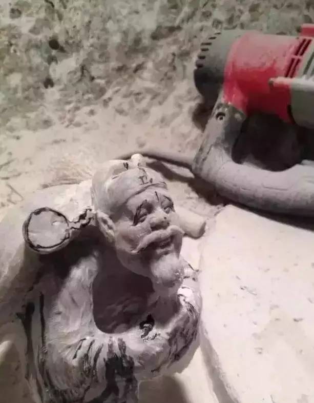 世界上最大的土豪鱼缸,寿山石东海龙宫鱼缸